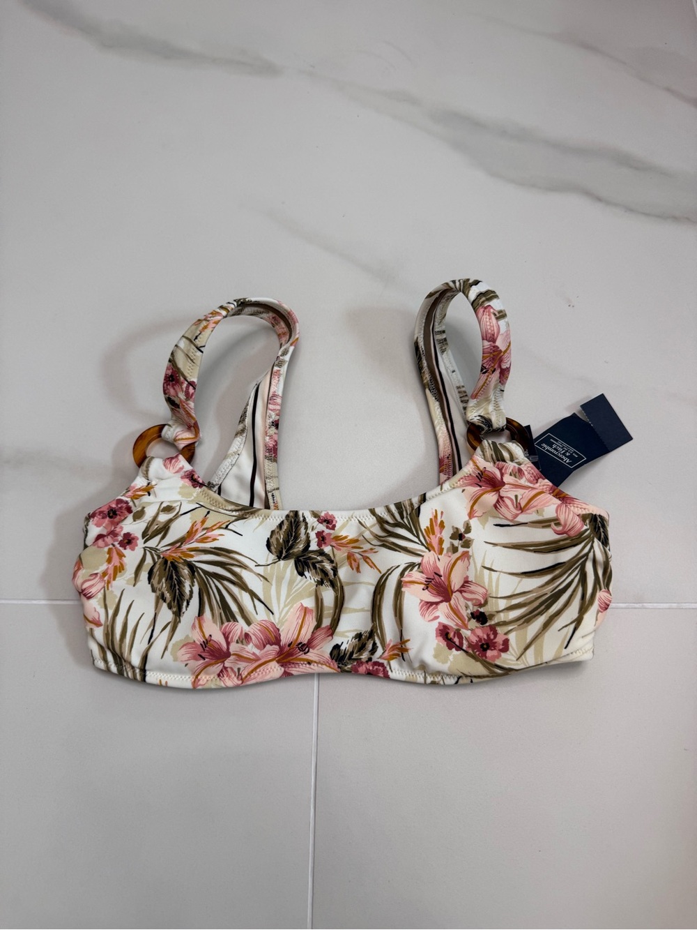 NWT Abercrombie bikini top XS